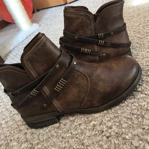 Maurice’s “Cameron” Distressed Strappy Ankle Boots